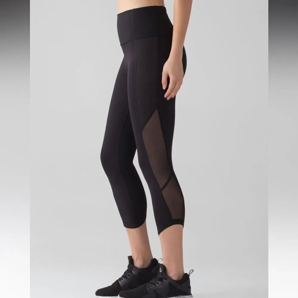 Lululemon Body Con Crop 6